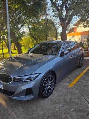 BMW 320i 2.0 16V TURBO FLEX SPORT GP AUTOMÁTICO BMW 320i 2.0 16V TURBO FLEX SPORT GP AUTOMÁTICO